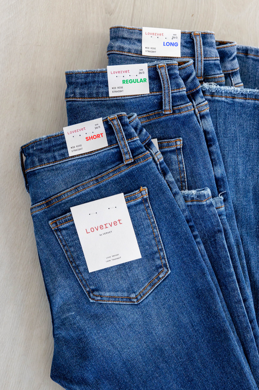 3 LENGTHS Shameless Flirt Mid Rise Straight Leg Jeans