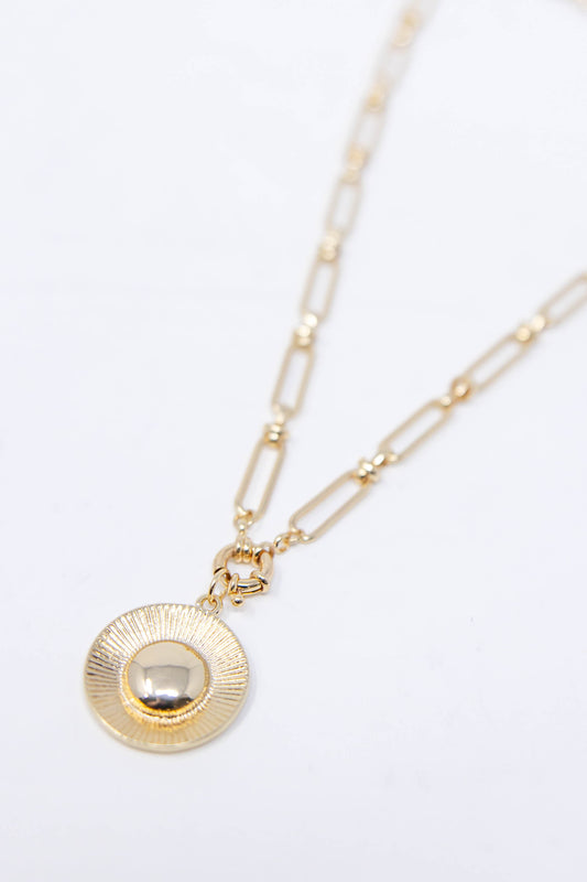 Classic Golden Pendant Necklace