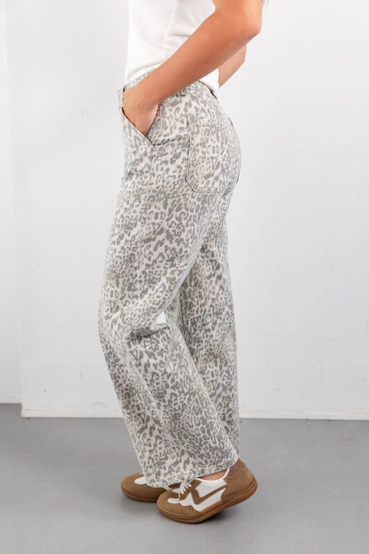 Wildly Iconic Gray Leopard Baggy Jeans
