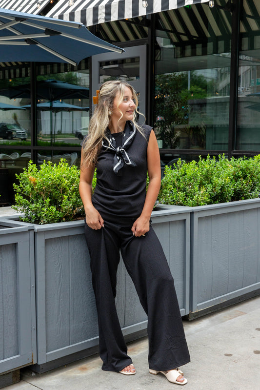 Quiet Escape LIghtweight Textured Sleeveless Top And Pants Set