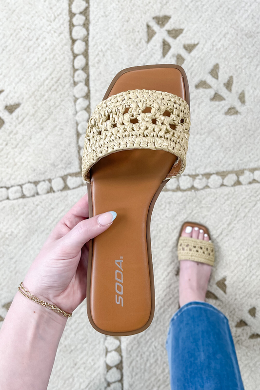 Pebble Beach Raffia Weave Sandals