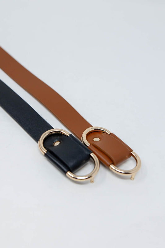 Golden Silhouette Oval Buckle Belt