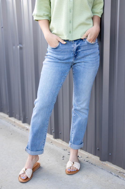 Hot Damn Bleach Wash Boyfriend Jeans