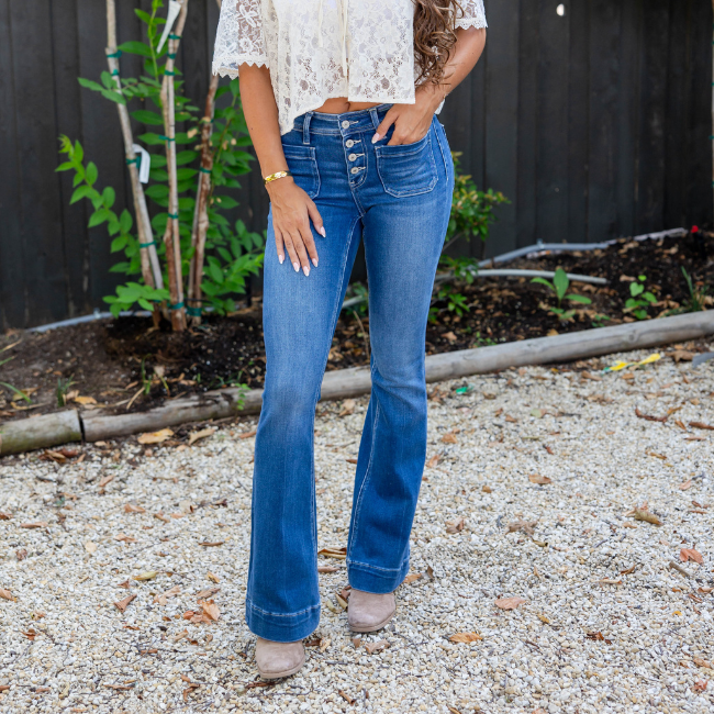 BOOTCUT & FLARE