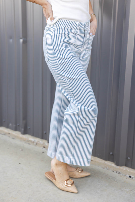 Draw the Line Striped Wide Leg Crop Jeans