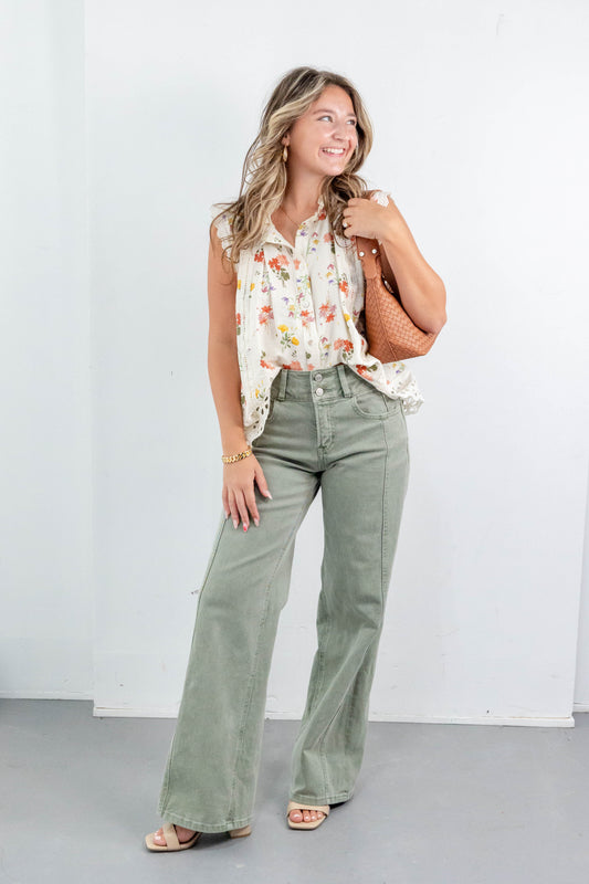 Olive & Bloom Outfit