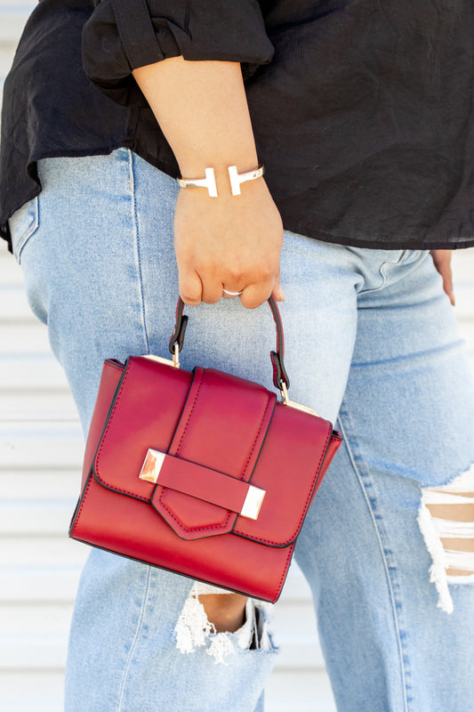 Iconic Influence Crossbody Bag