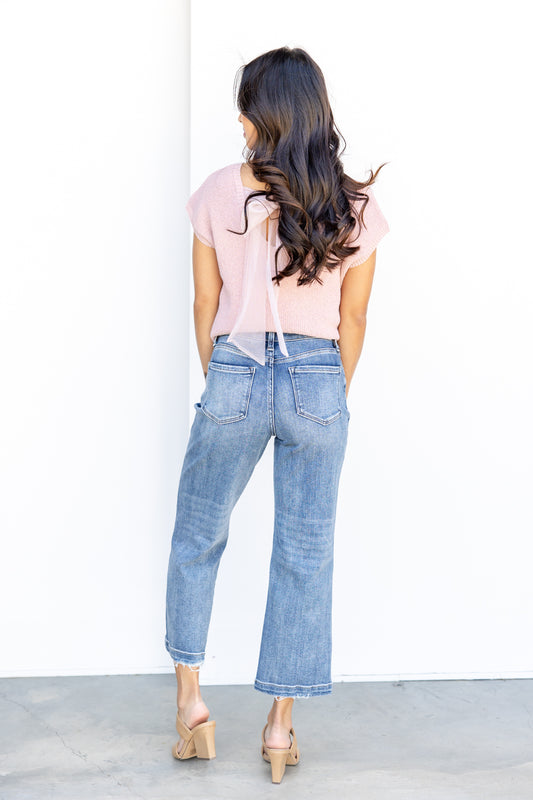 Knot Your Average Outfit
