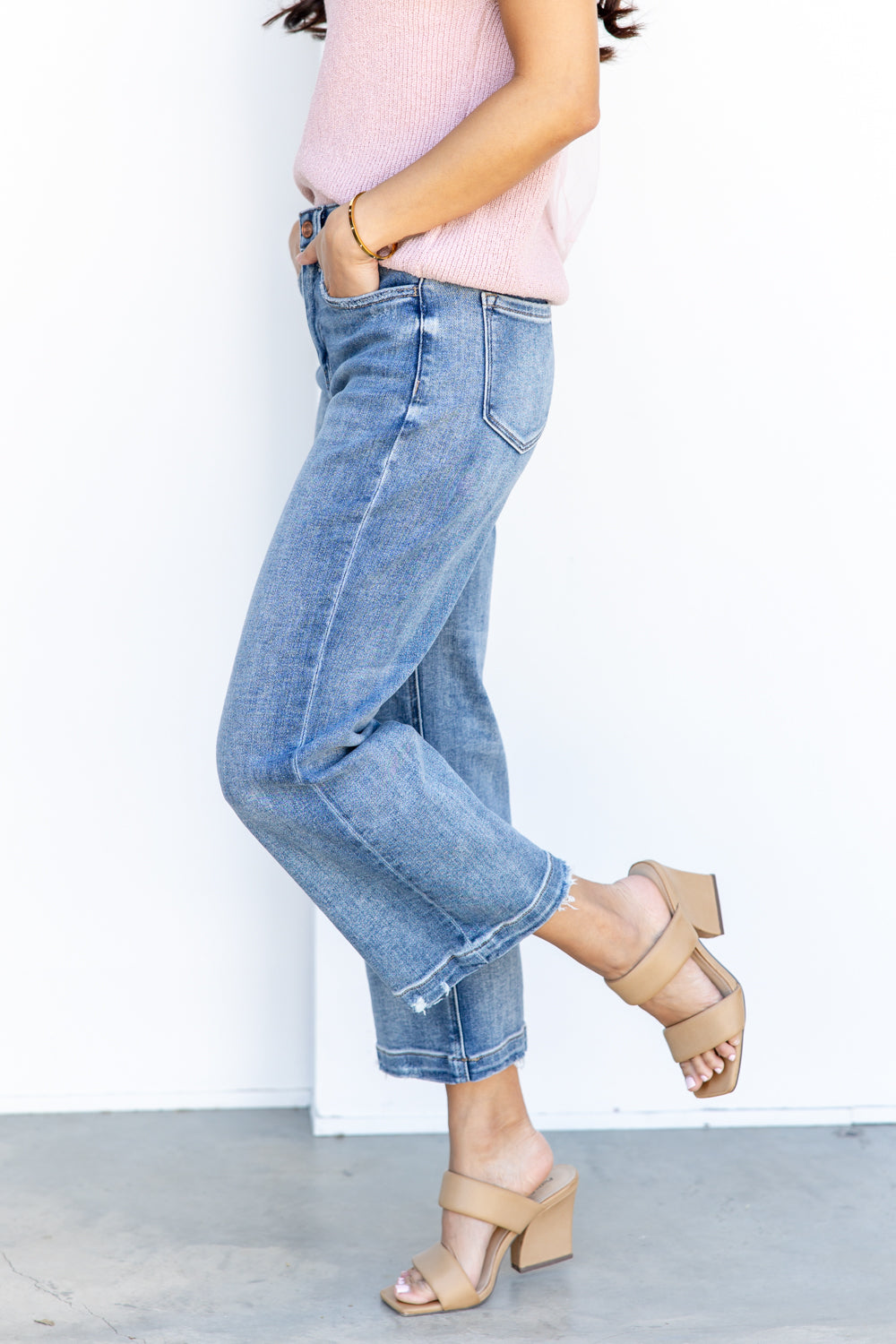 Own the Moment Classic Wide Crop Jeans – Charming & Main