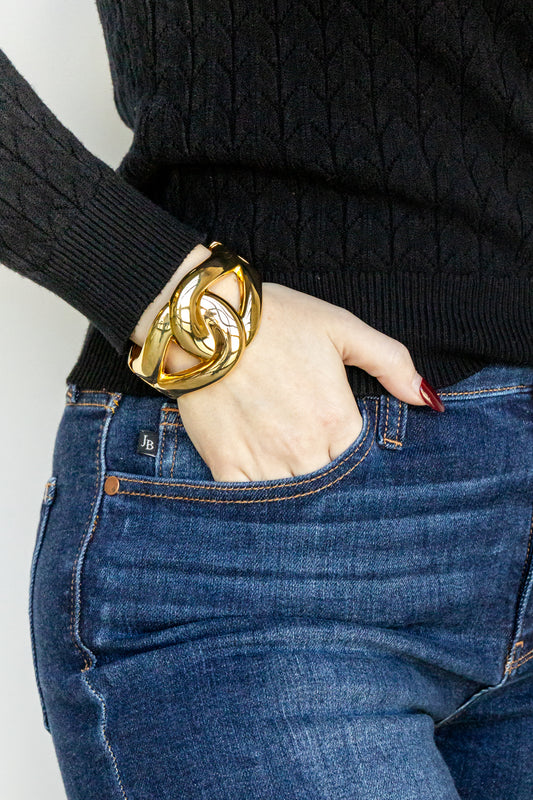 Opulent Gold Twisted Bracelet