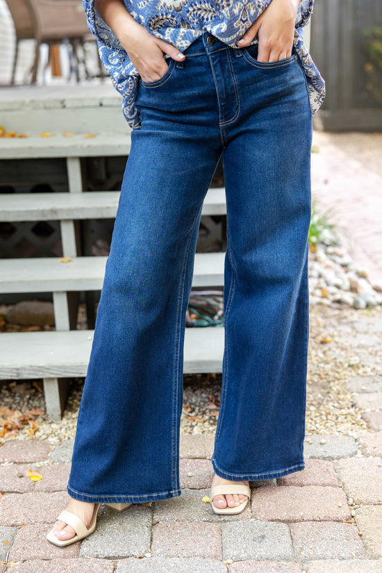 Picture Perfect REG/PETITE Dark Wash Classic Wide Leg Jeans