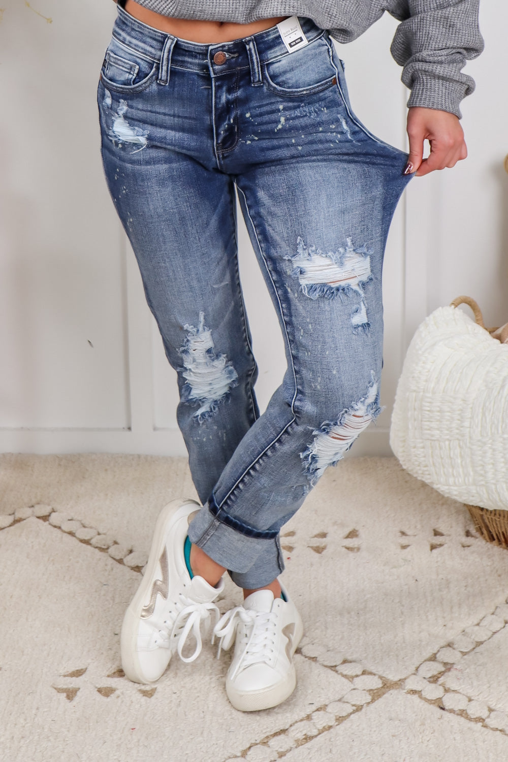 Judy Blue Reg/Plus Erin's Favorite! Bleach Splatter Boyfriend Jeans –  Charming & Main