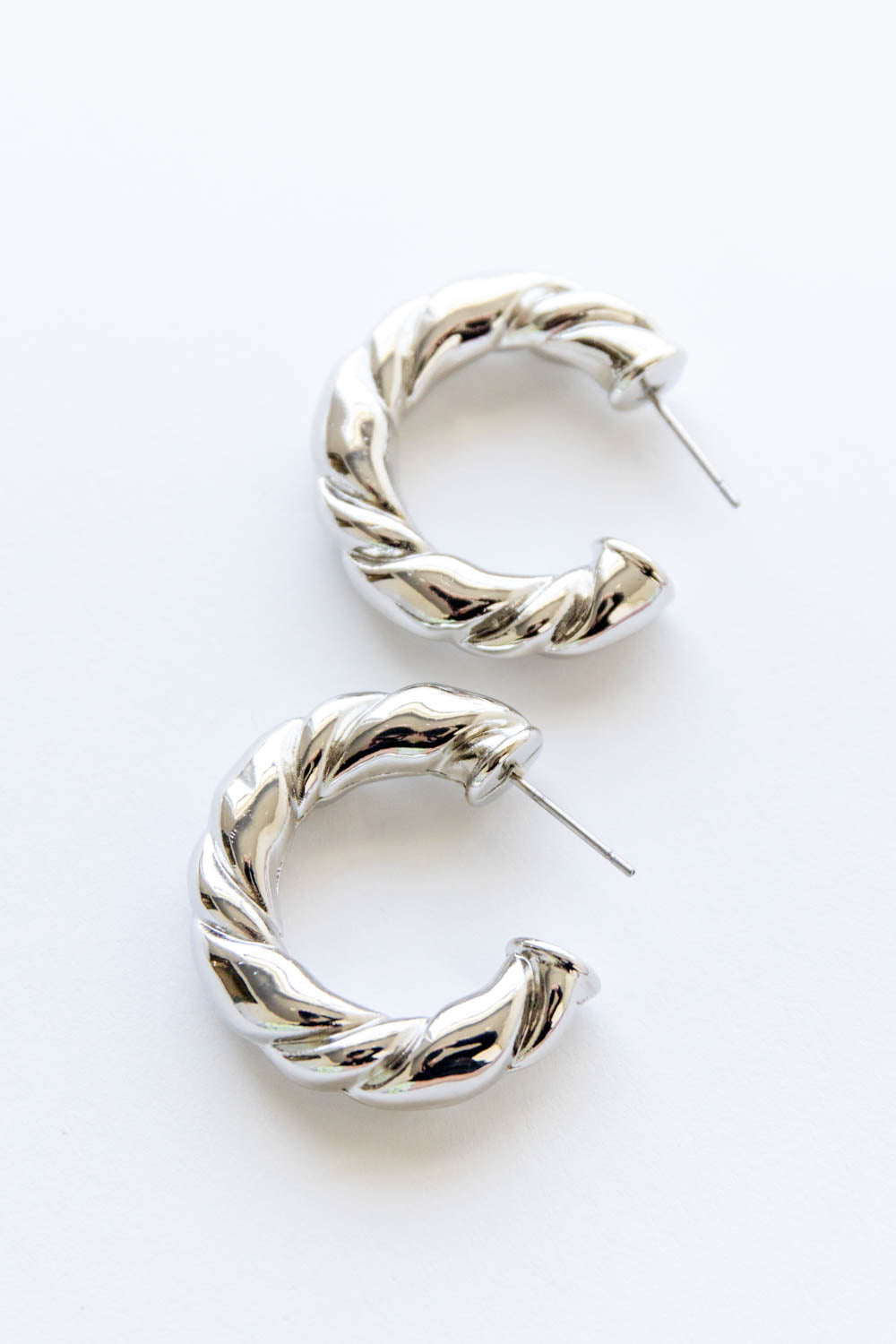 Twist Kisses Hoop Earrings – Charming & Main