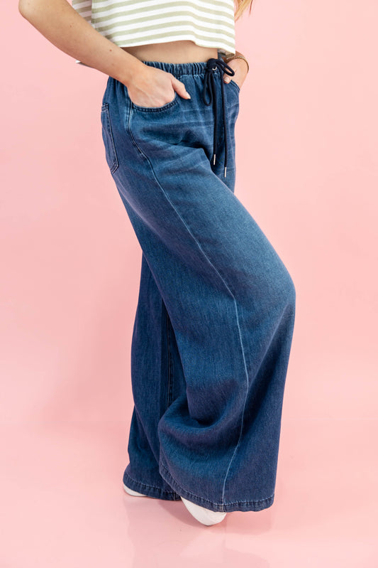 Almost Famous Featherweight Palazzo Jeans
