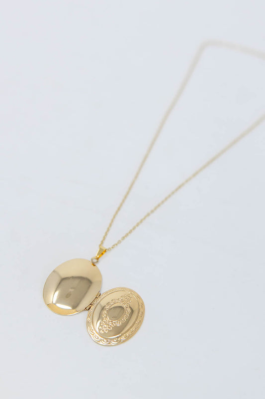 Memory Lane Photo Locket Necklace